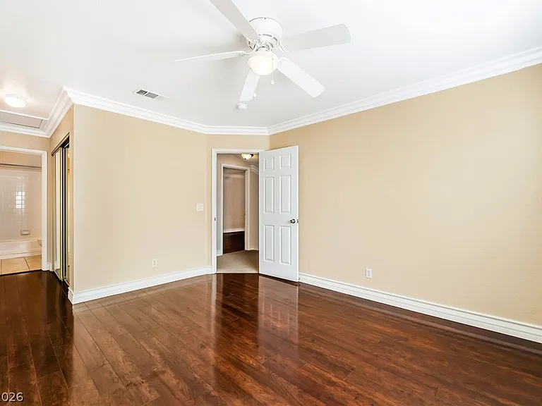2831 Mill Point Dr — Photo 18