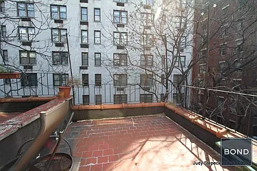 Rented by Bond New York