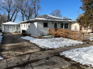 404 S High St, Fort Atkinson, WI 53538
