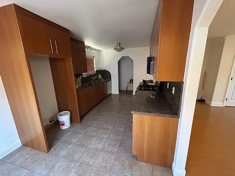 19141 Ravenhill Rd — Photo 36