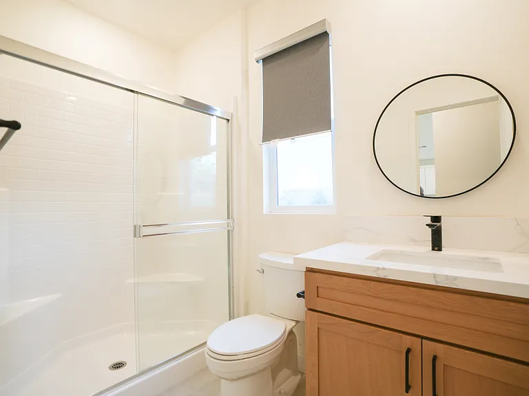 1st Floor Bathroom