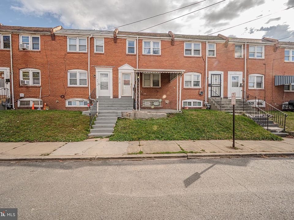 1st image of 2516 N Heald St