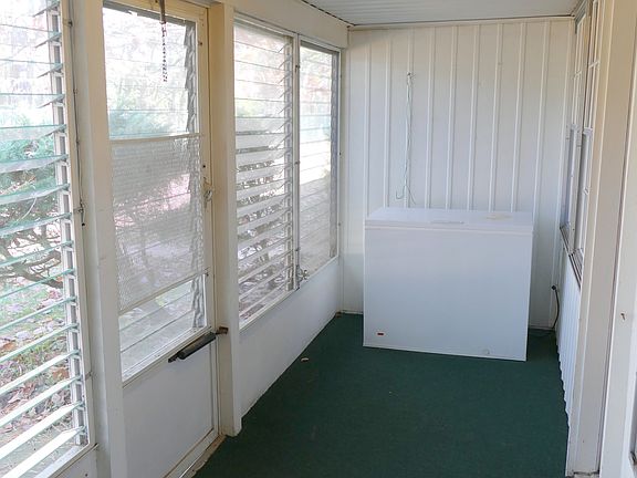 3rd image of 879 E Balmoral Ct