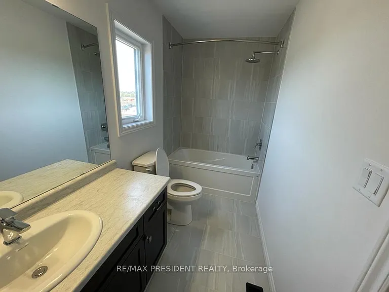 35 Whitton Dr — Photo 17