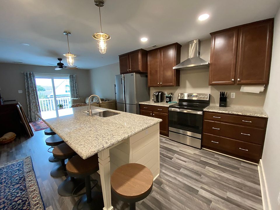 1st image of 11705 Pattie Ln #11705