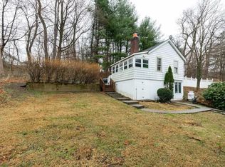 29 Noxon Rd, Poughkeepsie, NY 12603