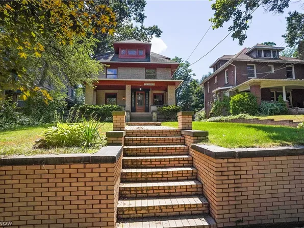 176 Oakdale Ave, Akron, OH 44302