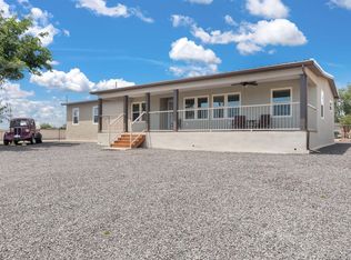 5373 Raglin Ave SW, Albuquerque, NM 87121