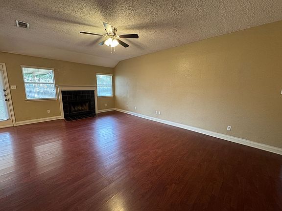 3rd image of 3501 Dorothy Jane Dr