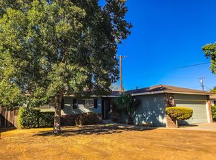 1606 W Victor Ave, Visalia, CA 93277