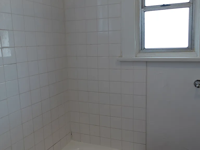 2048 E 3rd St #2048 — Photo 42