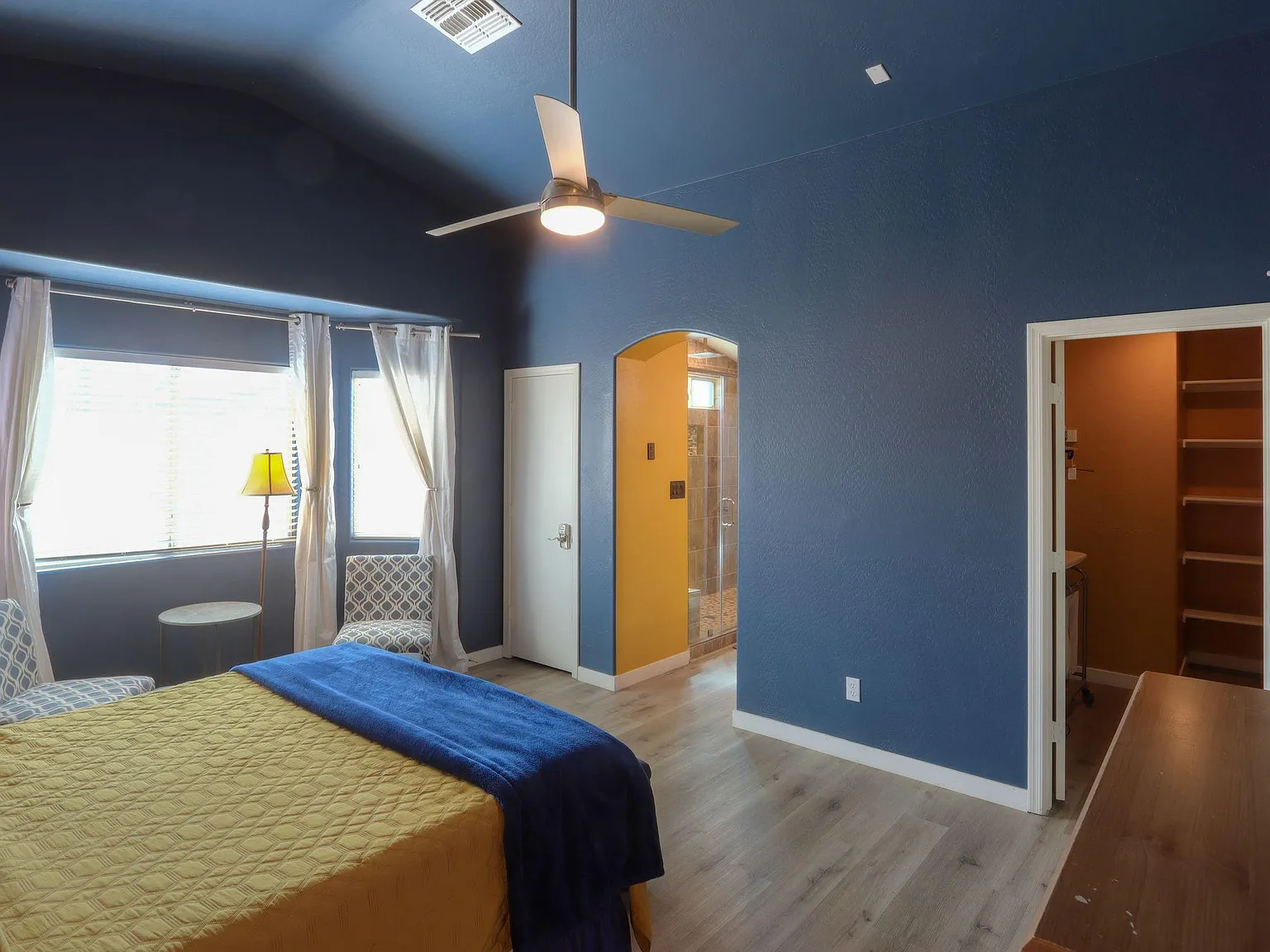 4 bed, 2.0 bath, 1665 sqft, $1,481 — Photo 3