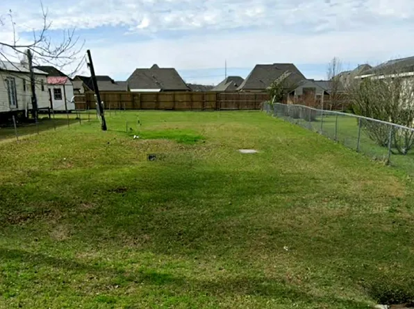535 Paula Dr, Thibodaux, LA 70301