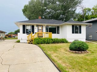 711 N 3rd St, Aberdeen City, SD 57401