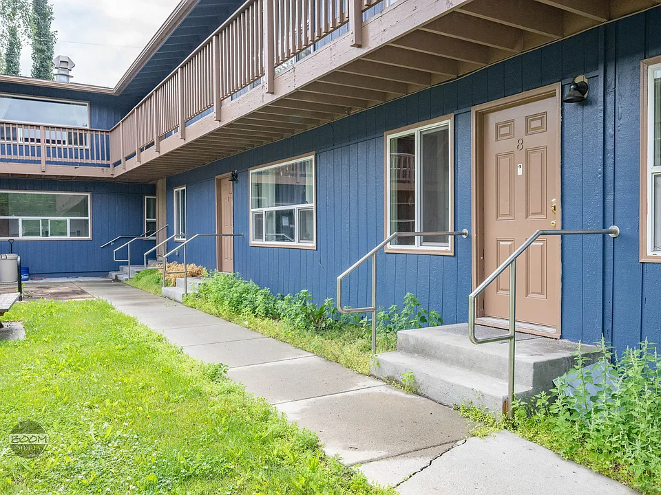 2326 Cordova St #8