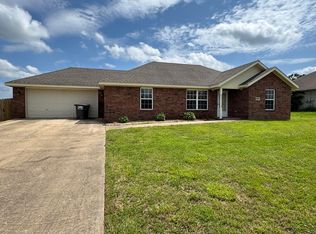 1055 Raspberry St, Elkins, AR 72727