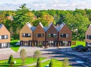 29 Rockmount Cres, Gravenhurst, ON P1P 0A6