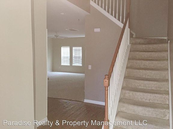 2nd image of 7211 Oakwinds Ct