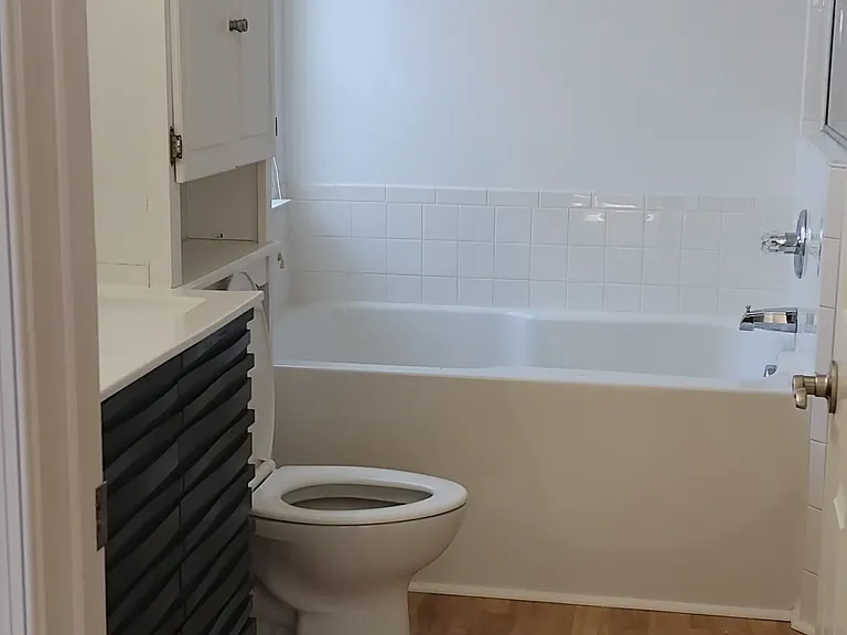 9282 Tournament Dr — Photo 8