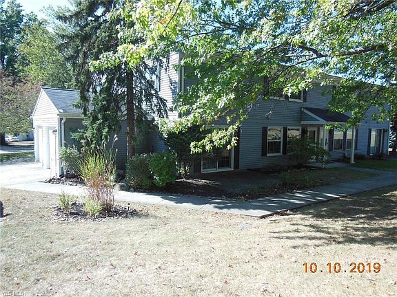 2nd image of 13872 Oakbrook Dr