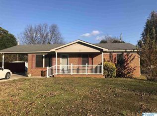 105 Blueberry Cir SW, Decatur, AL 35601