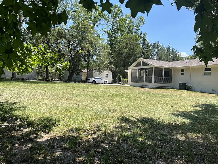 2045 Lake Ave — Photo 44