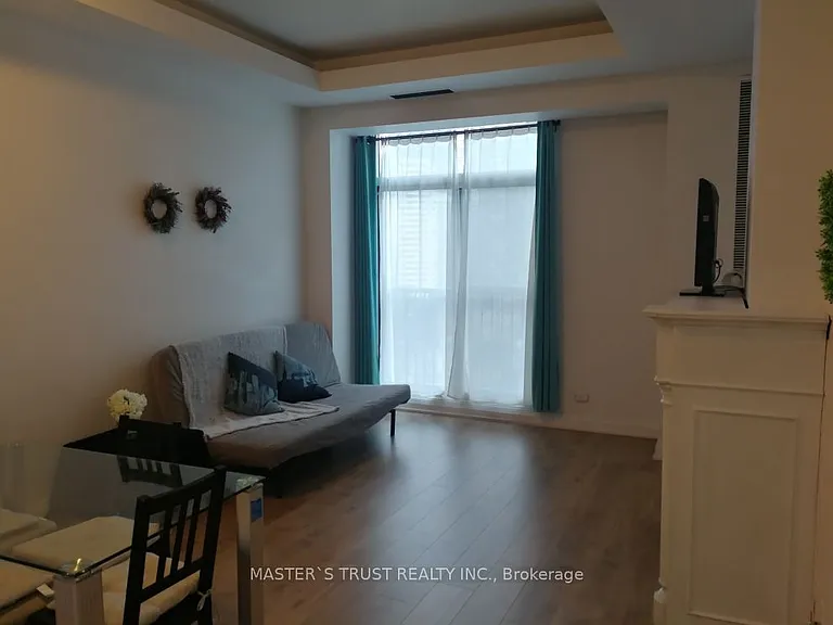 8 Wellesley St E #1001 — Photo 1