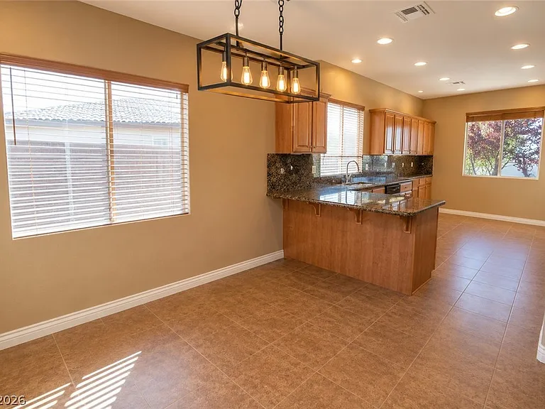 4881 Castello Way — Photo 4