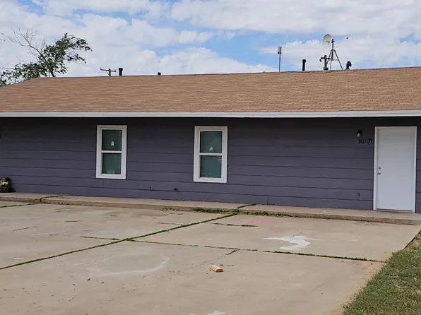 911 E 37th St, Lubbock, TX 79404