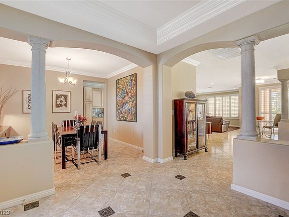 4th image of 4371 Largo Cantata St