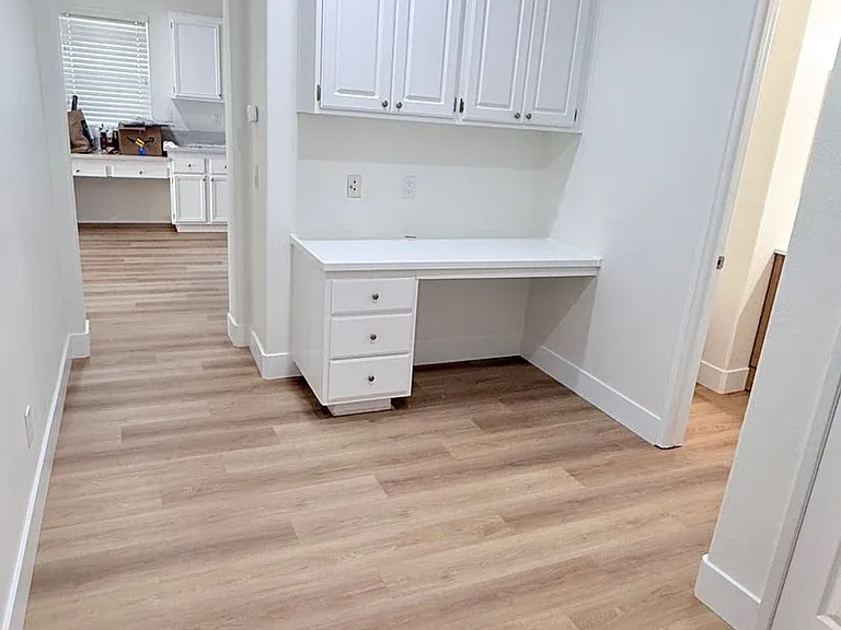 13403 Hawthorn Ave — Photo 21