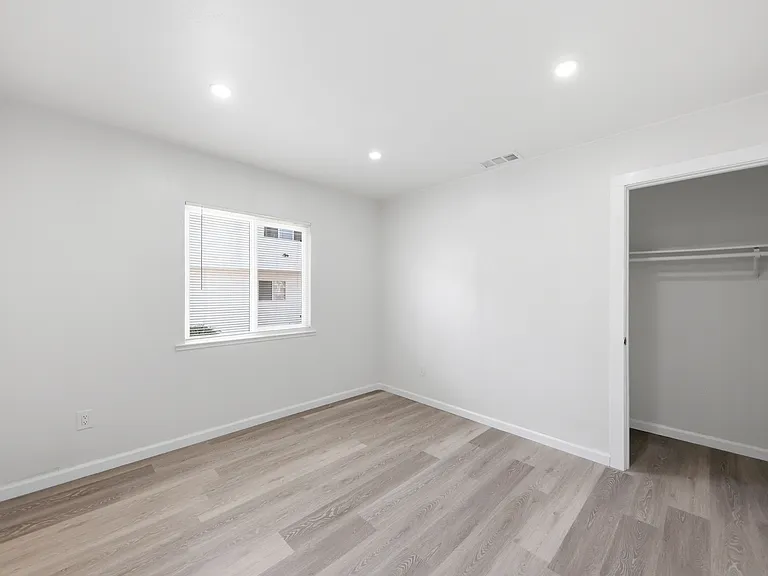 15548 Usher St #1 — Photo 15