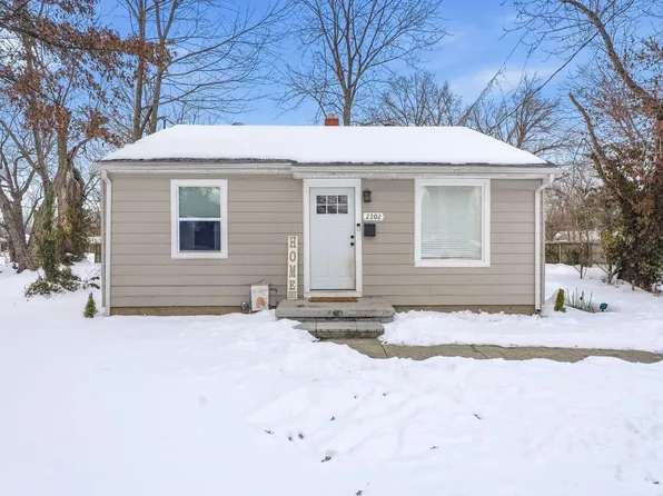 2202 Ravenswood Dr, Evansville, IN 47714