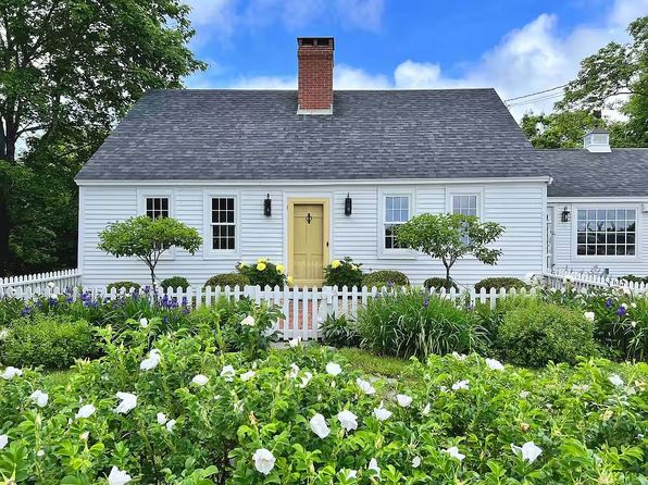 334 Castine Rd