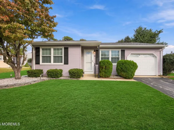 16 Hummingbird Lane #72, Manchester, NJ 08759