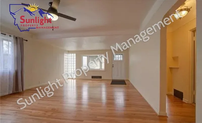 3 bed, 1.5 bath, 1648 sqft, $1,995 — Photo 4