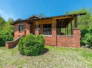 86 Beaverdam Loop Rd, Candler, NC 28715
