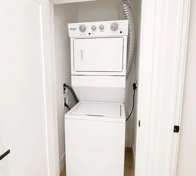 213 Finnigan St #BASEMENT — Photo 8