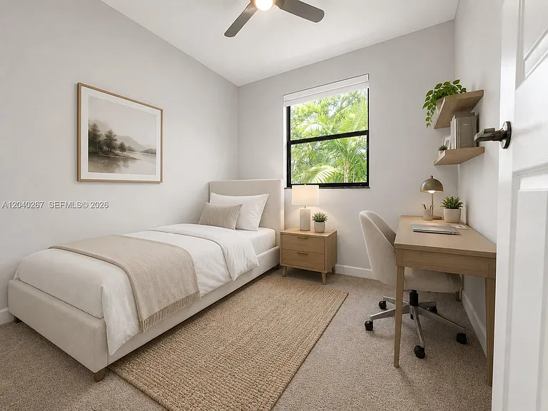 1523 SW 29th St #1523 — Photo 4