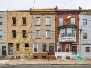 1427 Tasker St, Philadelphia, PA 19145