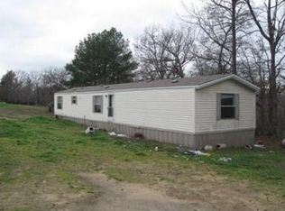 145 Reynolds Cir, Gladewater, TX 75647