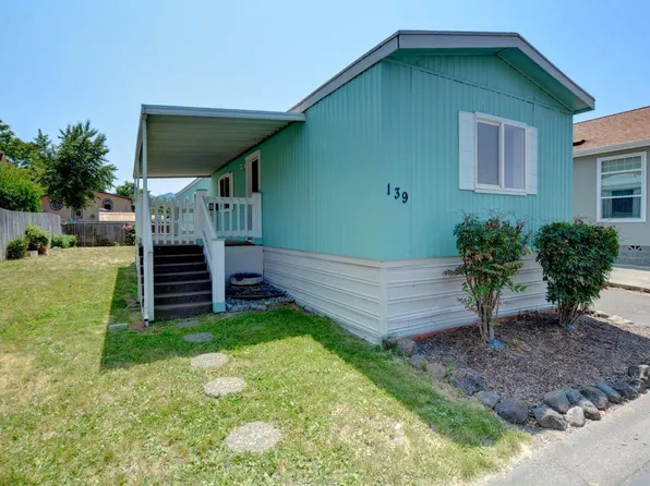 3555 S Pacific Hwy Spc 139, Medford, OR 97501