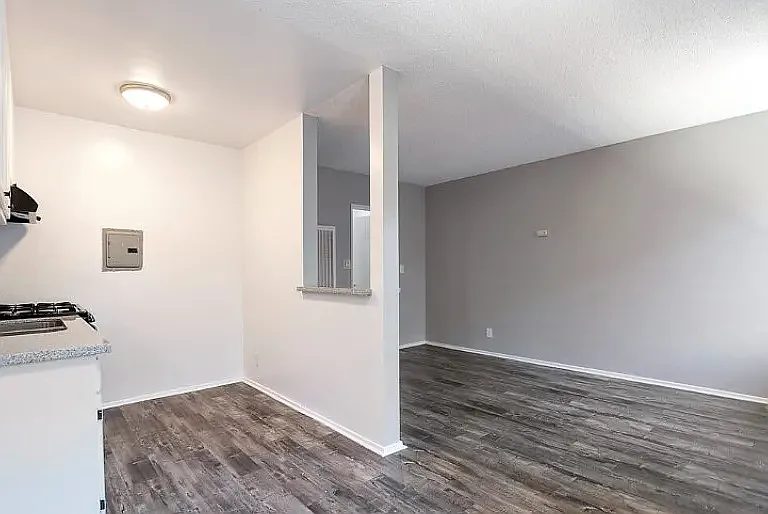 1 bed, 550 sqft, $1,895 — Photo 1