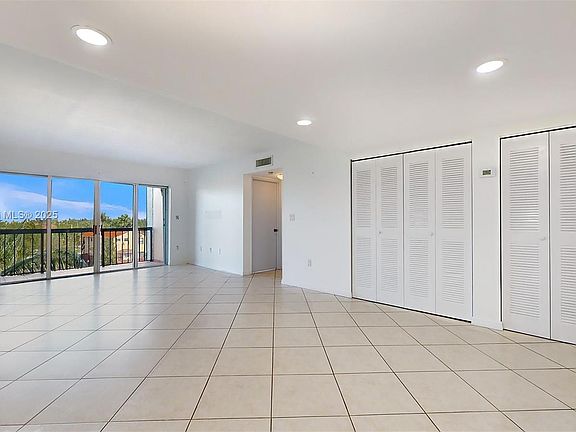 5th image of 10155 NW 9th Street Cir #4-403