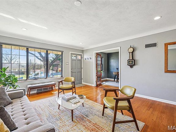 5th image of 10639 Larkspur Dr