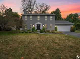 2691 Chapel Creek Dr, Lambertville, MI 48144