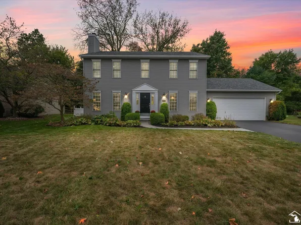 2691 Chapel Creek Dr, Lambertville, MI 48144