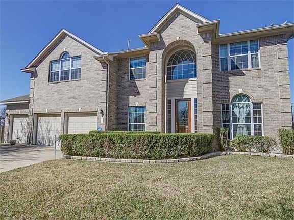 3rd image of 1905 Pinon Hills Ct
