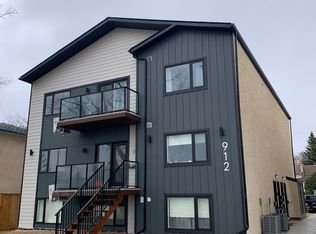 914 Jubilee Ave #1, Winnipeg, MB R3L 1R2
