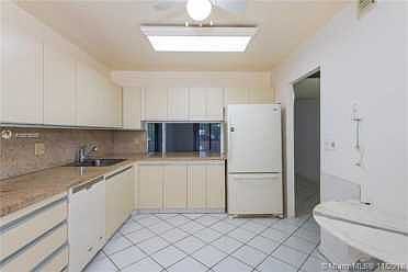 Home For Sale In Olympus